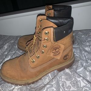 Timberlands Women’s 6 inch premium waterproof boot